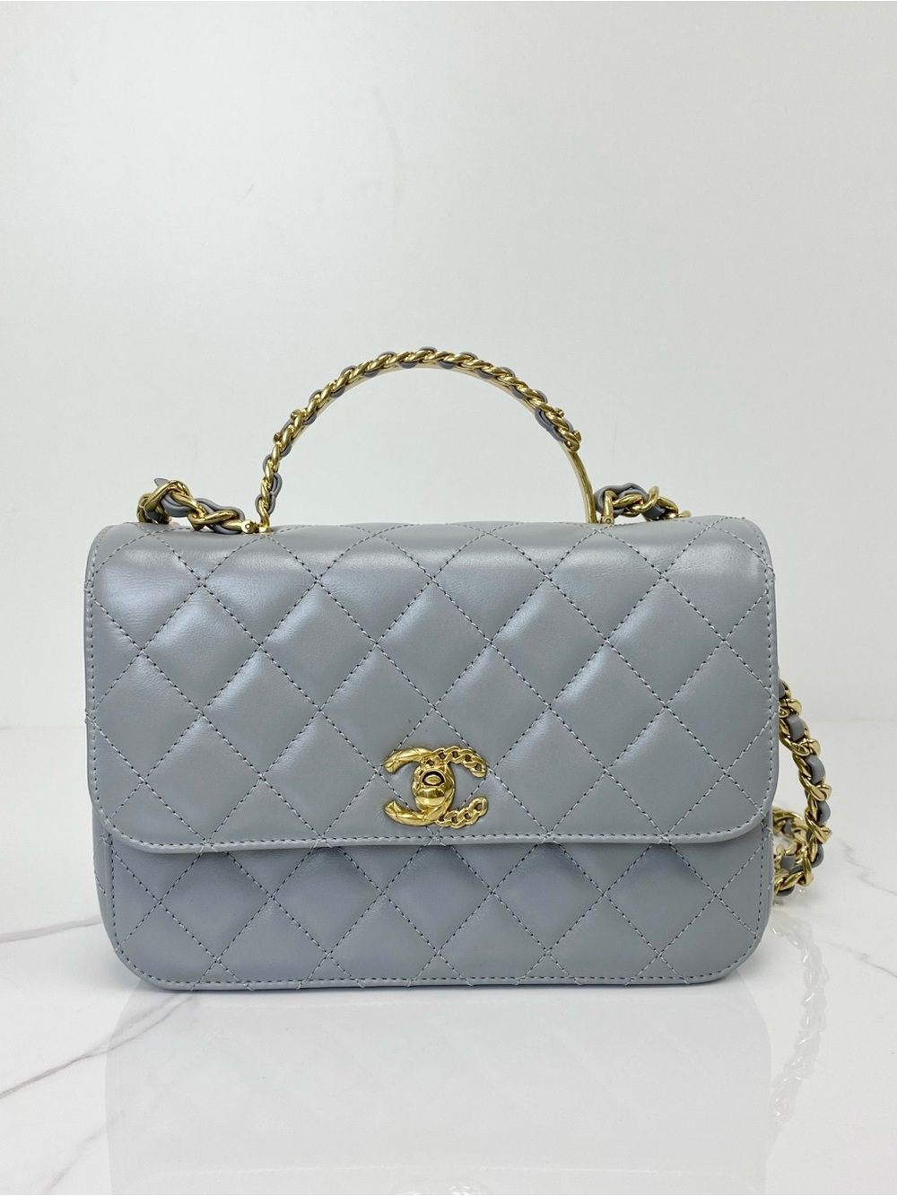 Chanel Flap bag with chain